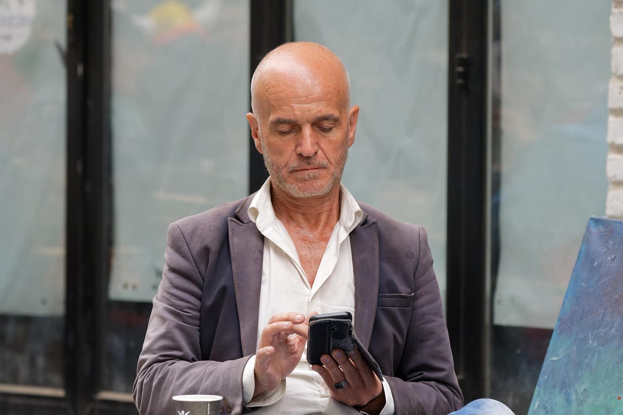 man, smartphone, outdoor, the terrace, town, the street, old man, bussiness